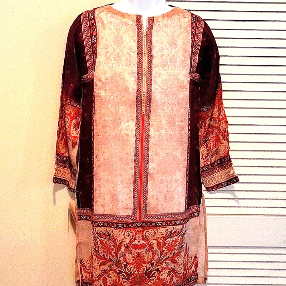 New Threads and Motifs Kurta